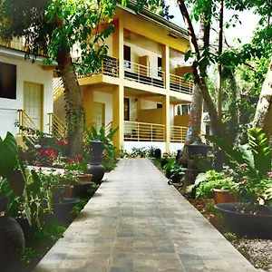 Mayas Resort