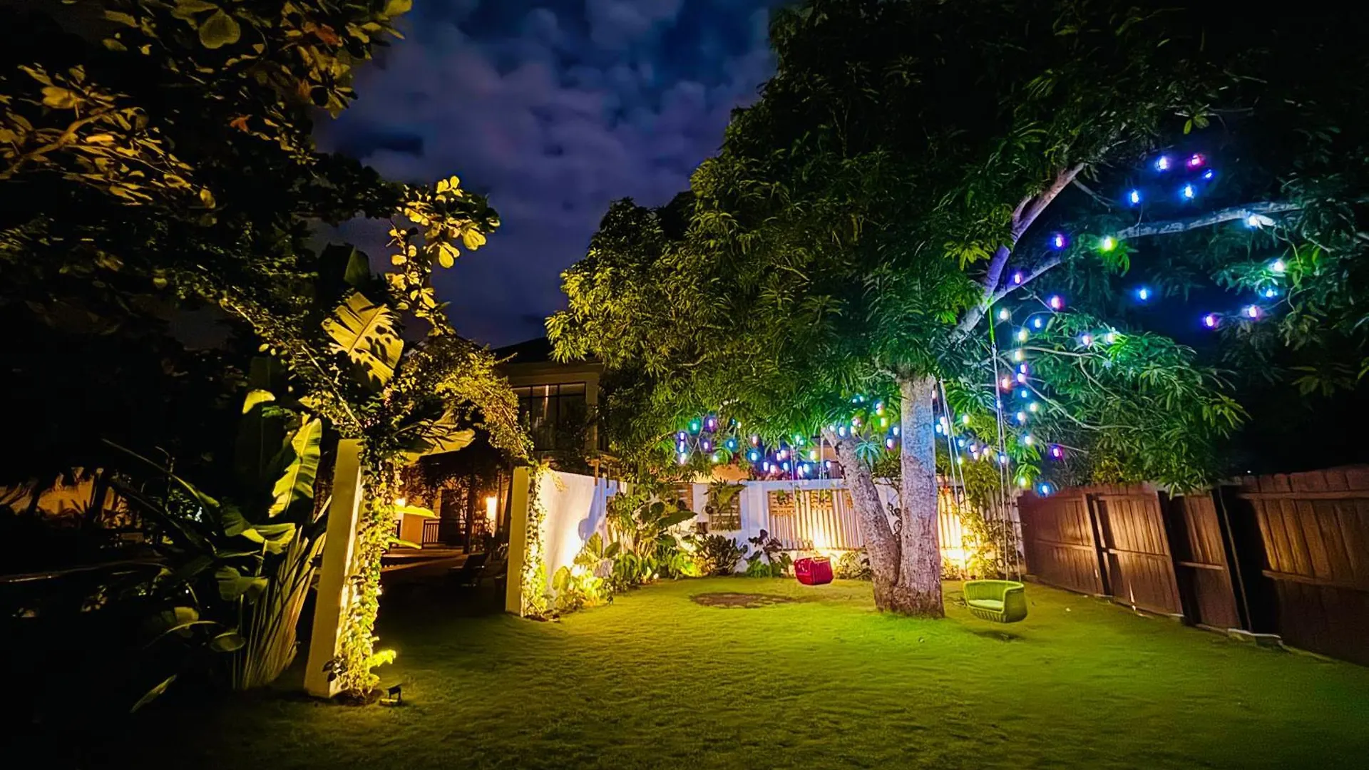 Tana Mysterious Garden Villa Panglao Holiday home